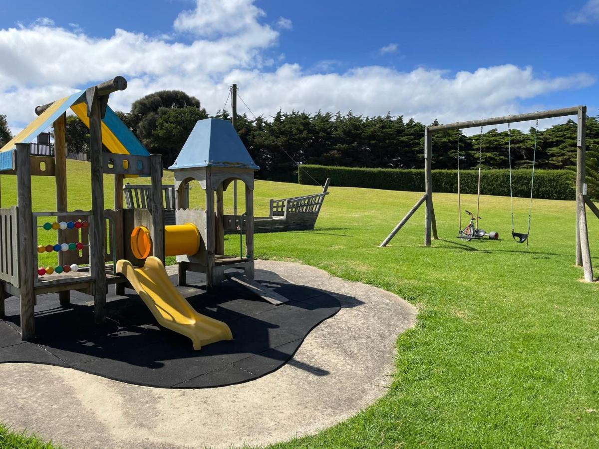 Dunes - Elegant Beach Villa With Huge Heated Swim Spa Port Fairy Exterior foto